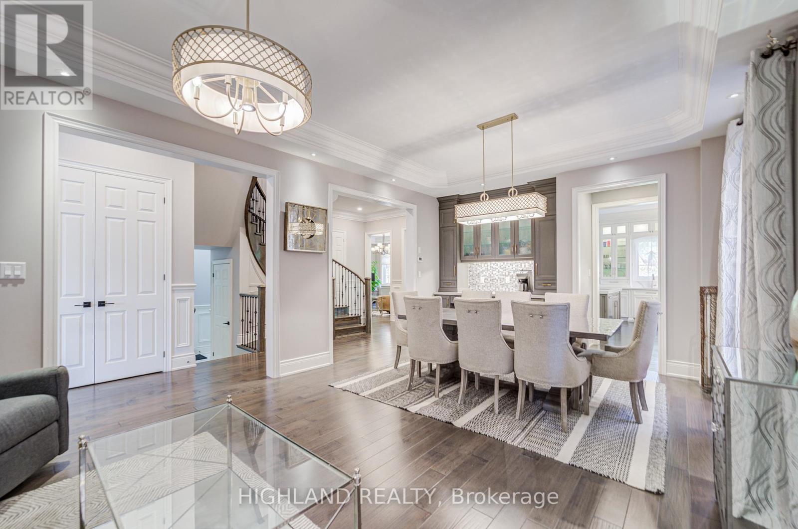 3185 Meadow Marsh Crescent, Oakville, Ontario  L6H 0T6 - Photo 15 - W12455014