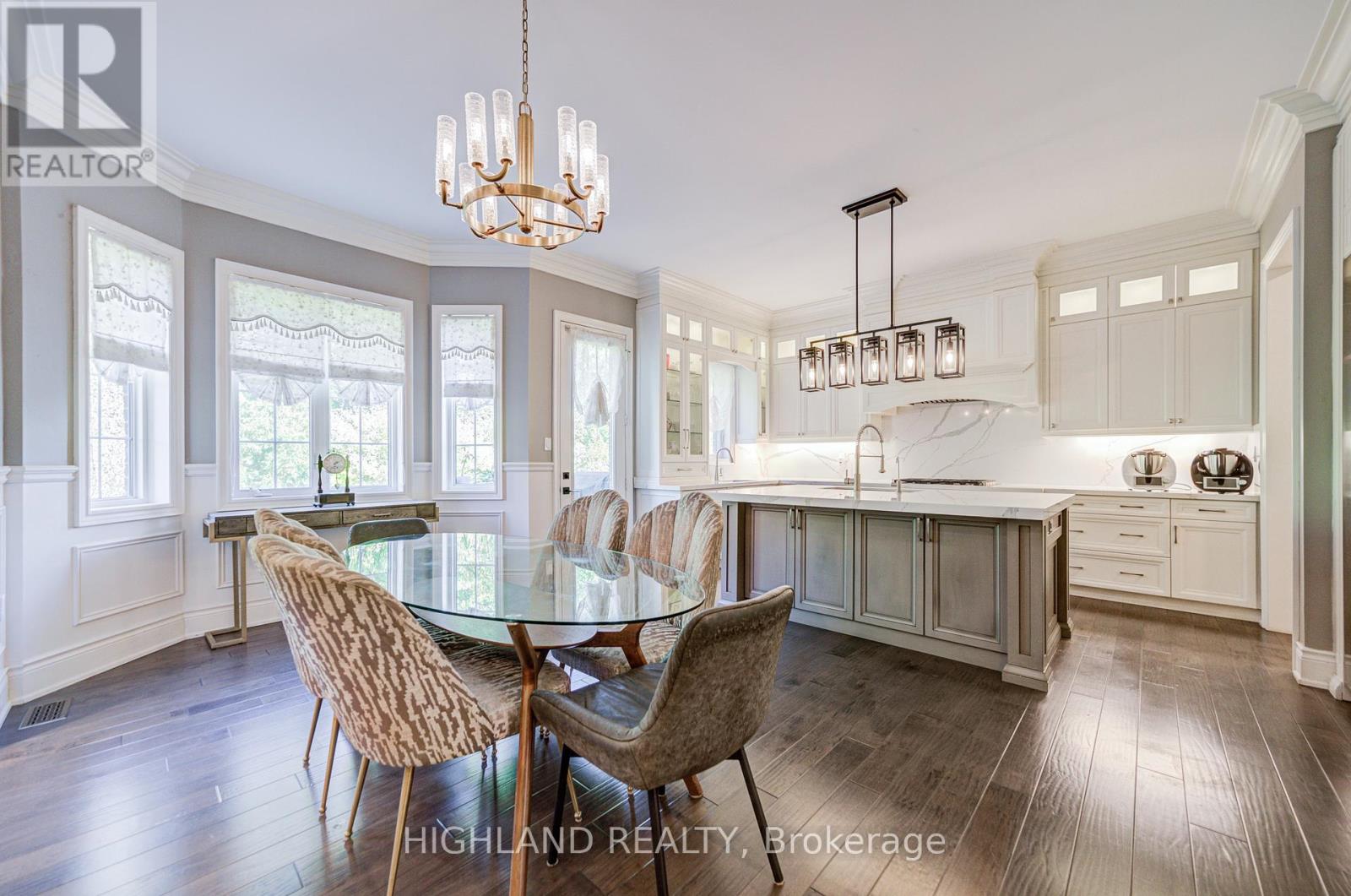 3185 Meadow Marsh Crescent, Oakville, Ontario  L6H 0T6 - Photo 21 - W12455014