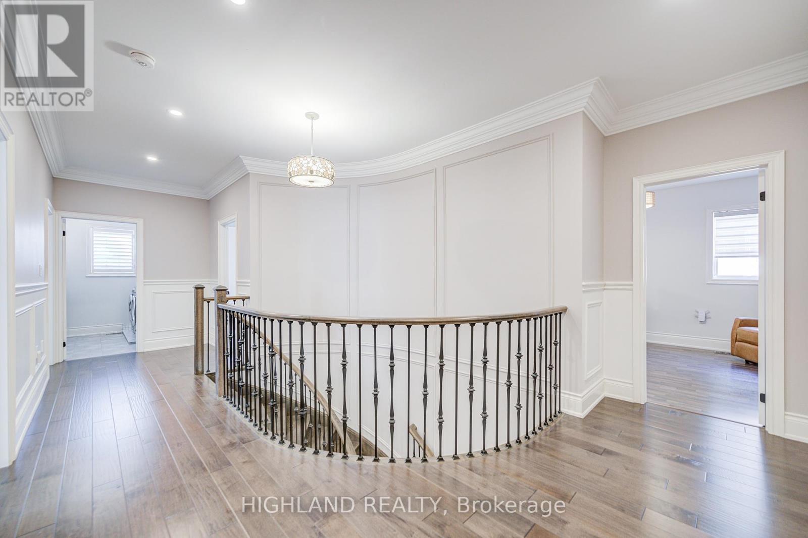 3185 Meadow Marsh Crescent, Oakville, Ontario  L6H 0T6 - Photo 39 - W12455014