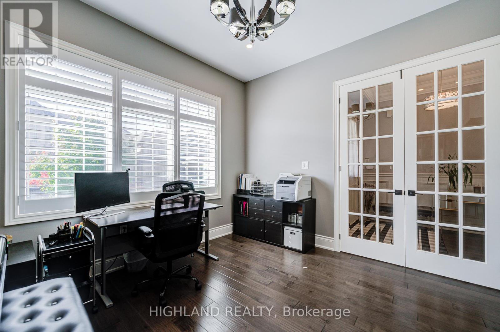 3185 Meadow Marsh Crescent, Oakville, Ontario  L6H 0T6 - Photo 12 - W12455014