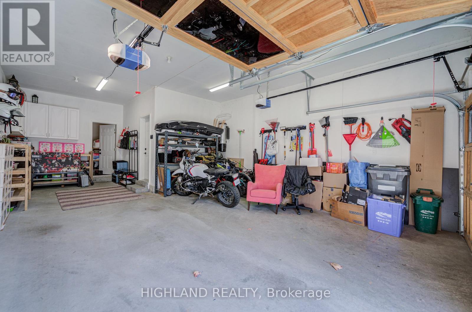 3185 Meadow Marsh Crescent, Oakville, Ontario  L6H 0T6 - Photo 41 - W12455014