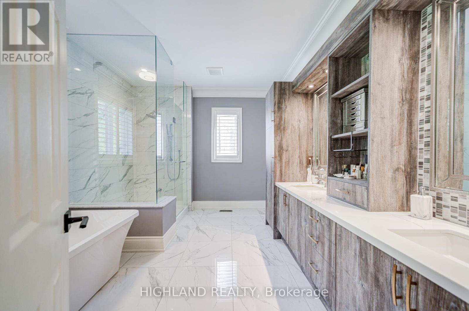 3185 Meadow Marsh Crescent, Oakville, Ontario  L6H 0T6 - Photo 31 - W12455014