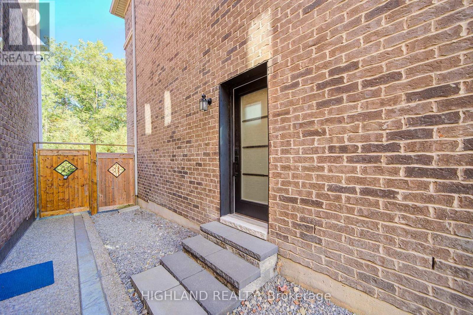 3185 Meadow Marsh Crescent, Oakville, Ontario  L6H 0T6 - Photo 43 - W12455014