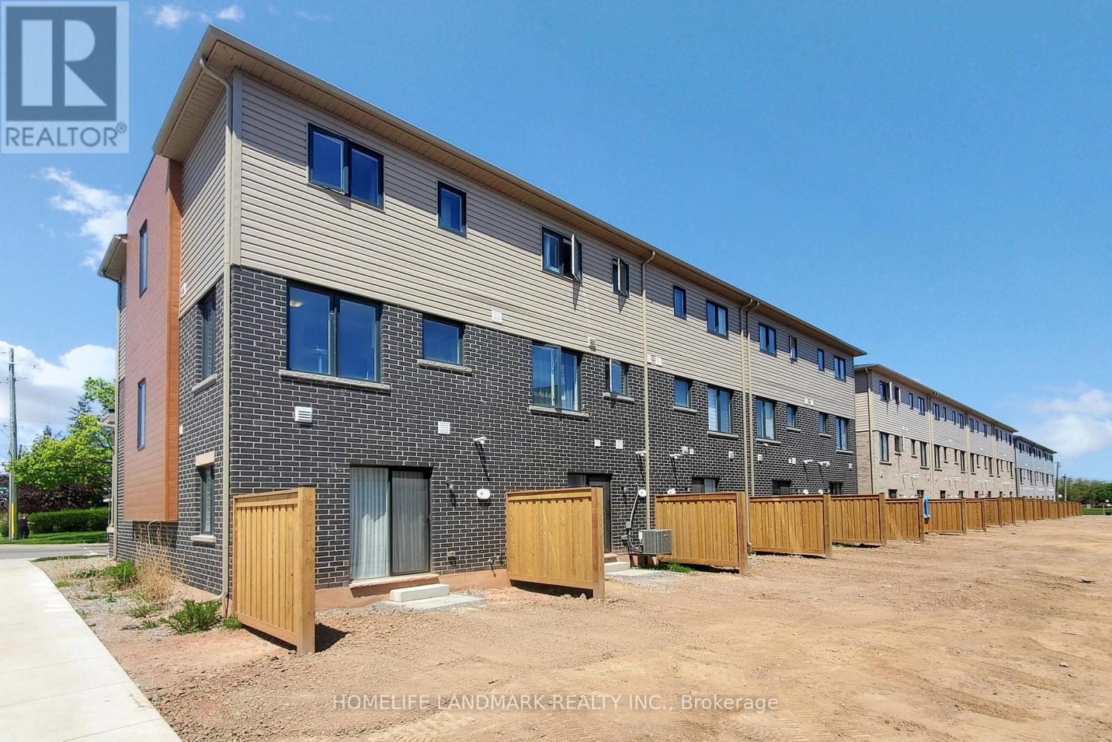 2 Reid Avenue N, Hamilton, Ontario  L8H 0B5 - Photo 24 - X12455735