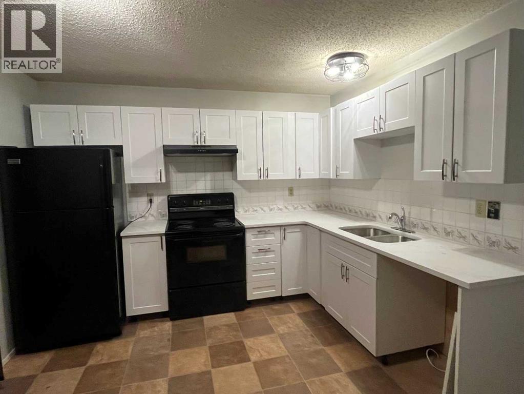 90 Abalone Crescent Ne, Calgary, Alberta  T2A 6X8 - Photo 3 - A2252528