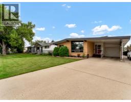 1938 17 Avenue SE Crestwood-Norwood