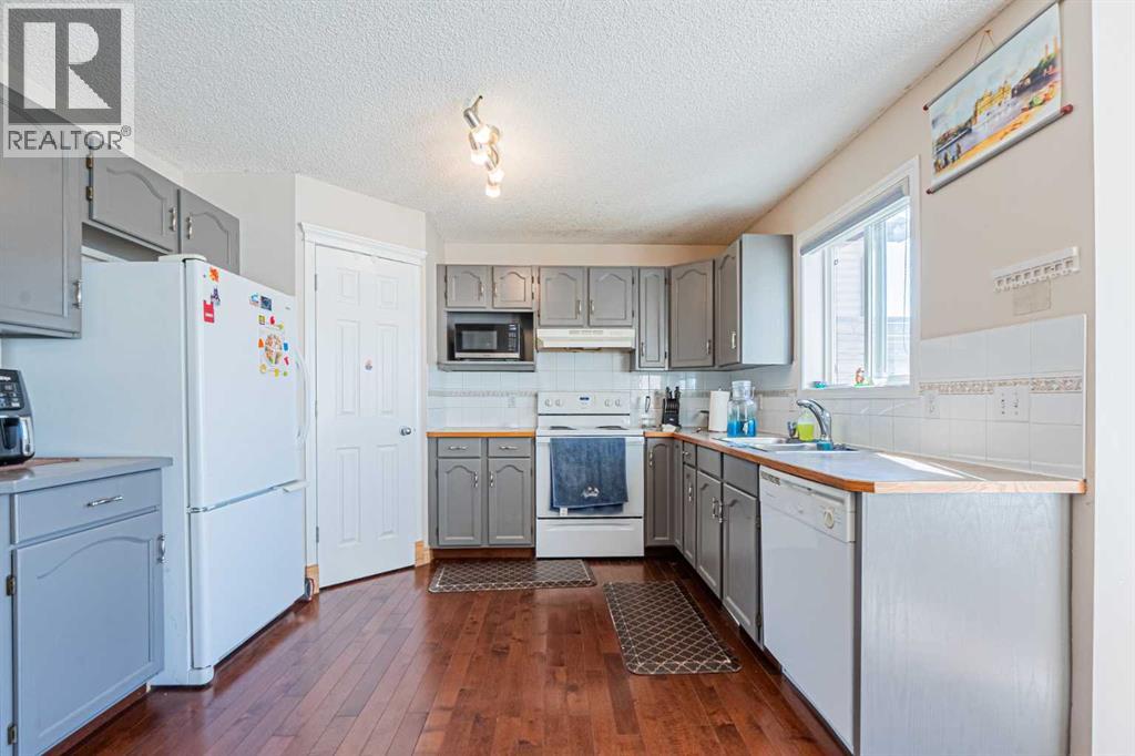 79 Saddlemont Way Ne, Calgary, Alberta  T3J 4V3 - Photo 11 - A2259873