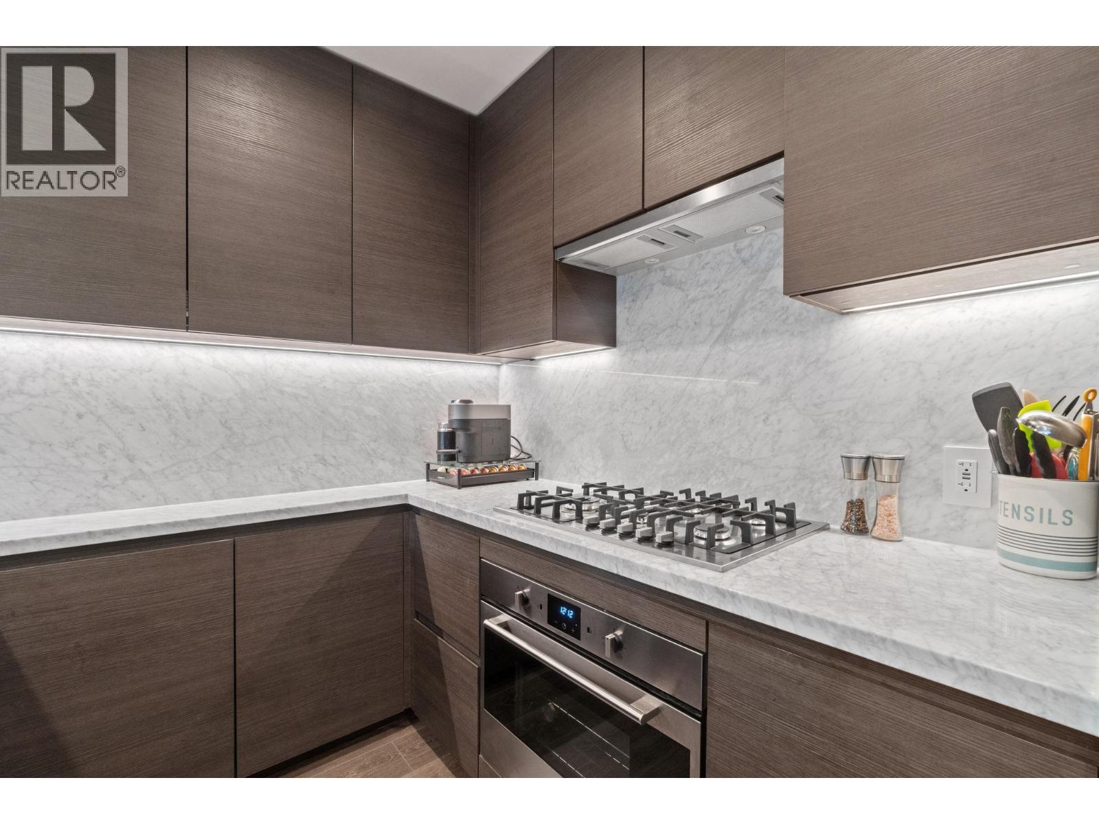 405 305 Morrissey Road, Port Moody, British Columbia  V3H 0M3 - Photo 4 - R3050520