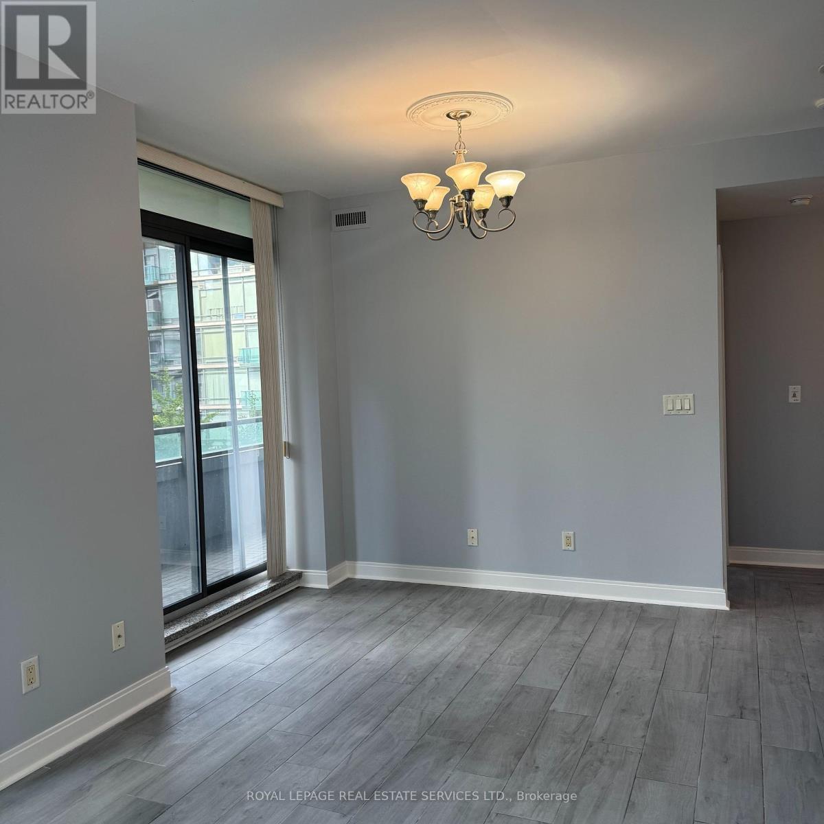405 - 18 Yorkville Avenue, Toronto, Ontario  M4W 3Y8 - Photo 11 - C12455759