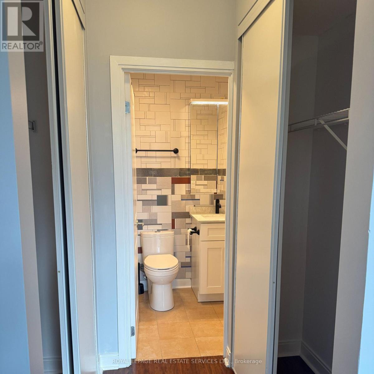 405 - 18 Yorkville Avenue, Toronto, Ontario  M4W 3Y8 - Photo 18 - C12455759