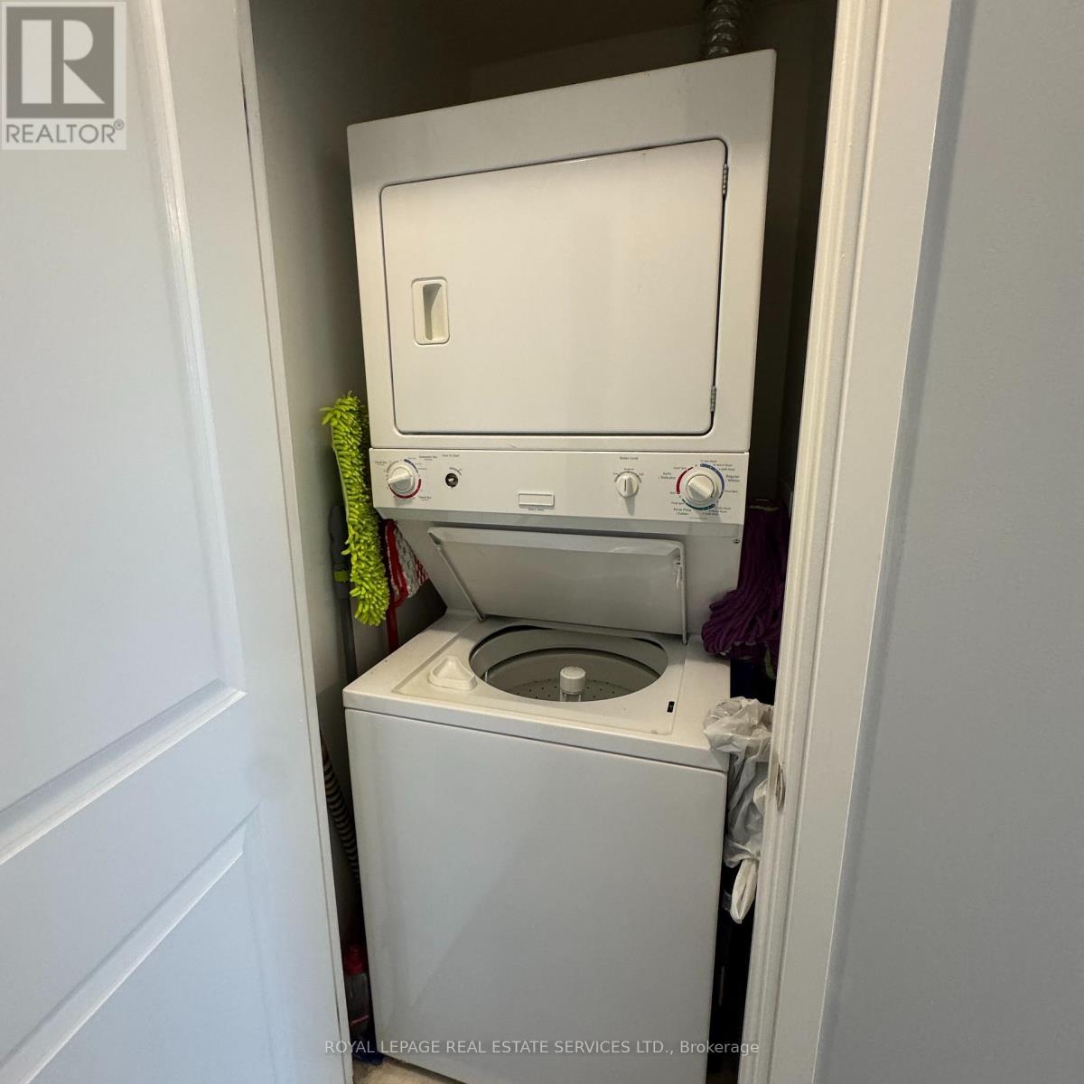 405 - 18 Yorkville Avenue, Toronto, Ontario  M4W 3Y8 - Photo 21 - C12455759