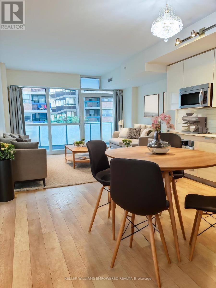 406 - 210 SIMCOE STREET, Toronto, Ontario