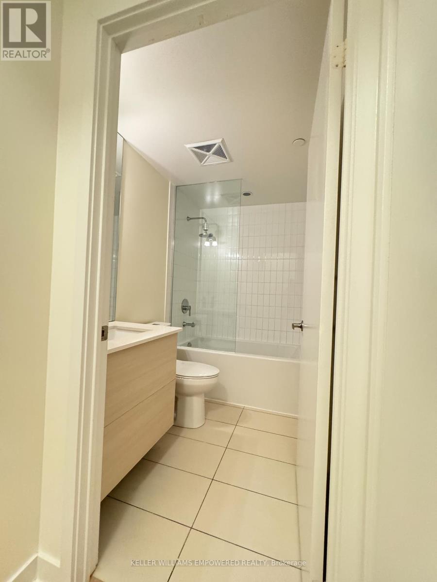 406 - 210 Simcoe Street, Toronto, Ontario  M5T 0A9 - Photo 13 - C12455761