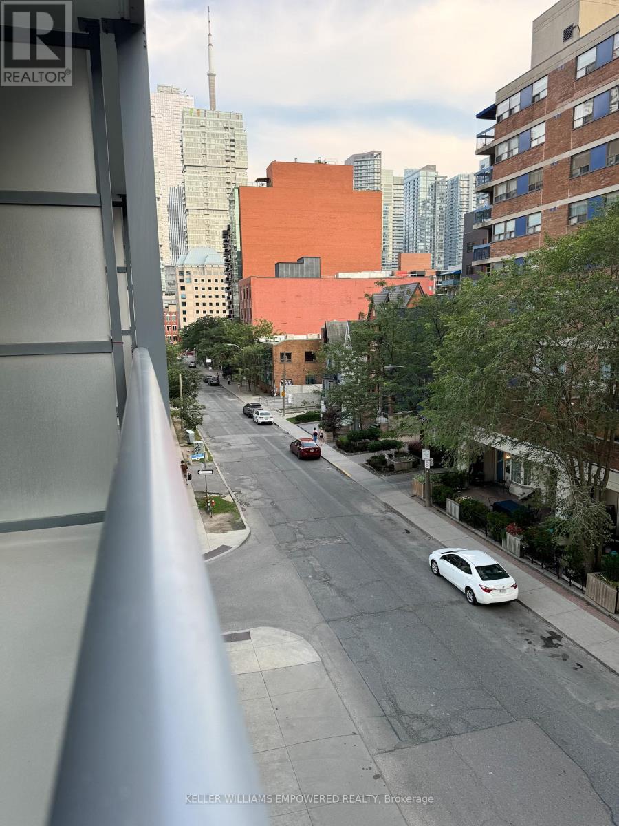 406 - 210 Simcoe Street, Toronto, Ontario  M5T 0A9 - Photo 18 - C12455761