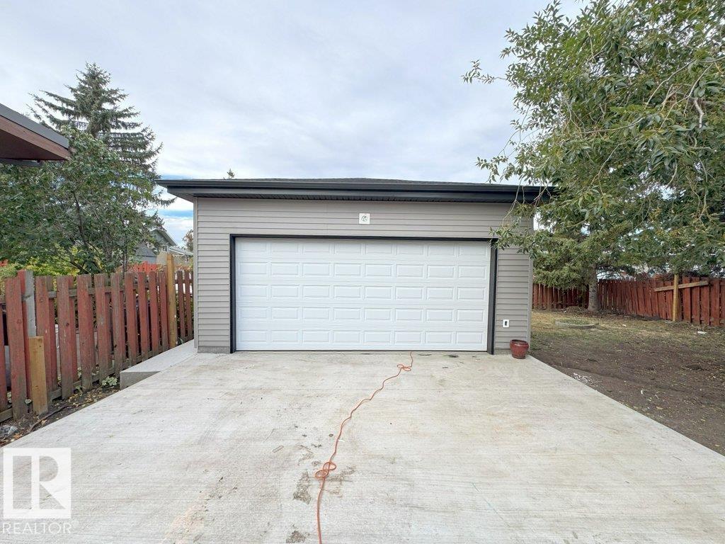 18429 91 Ave Nw, Edmonton, Alberta  T5T 1N8 - Photo 32 - E4461434