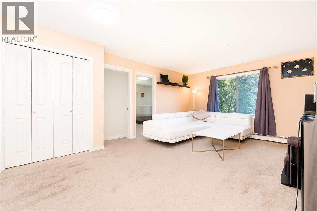 215, 7210 80 Avenue Ne, Calgary, Alberta  T3J 0N7 - Photo 11 - A2252497