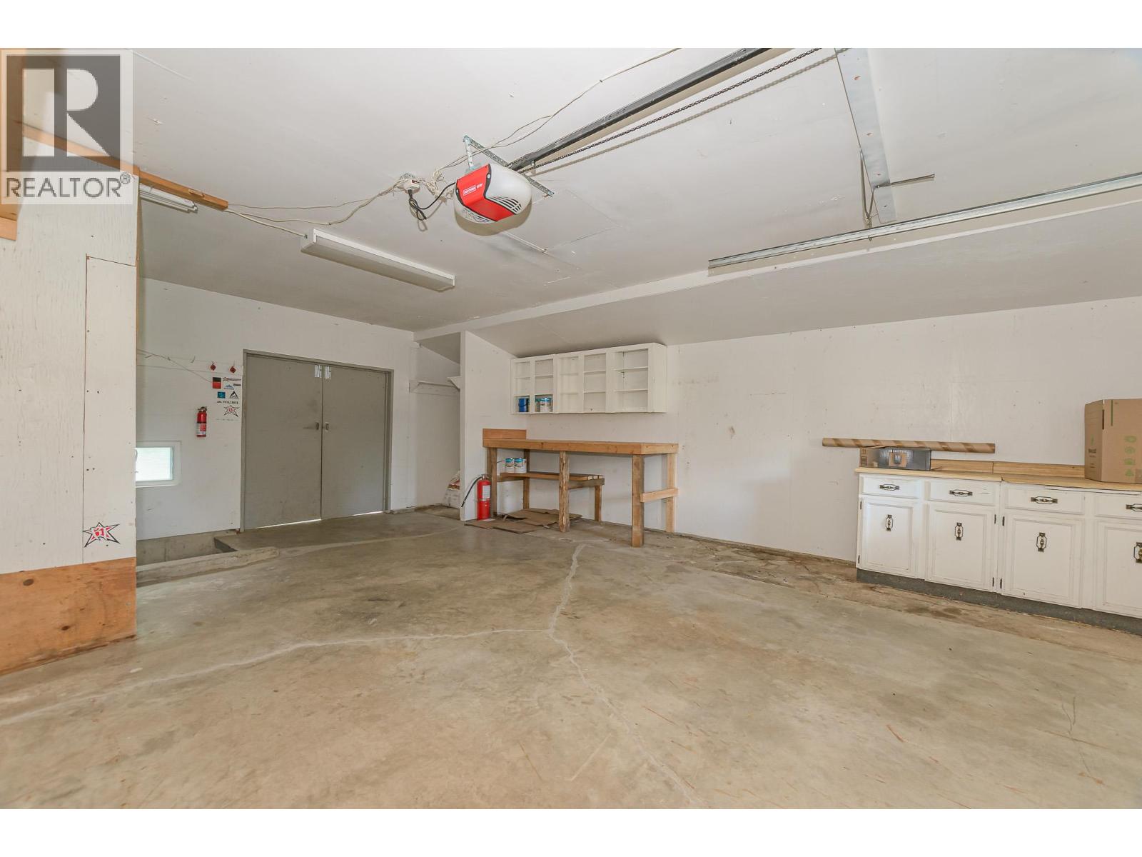 714 Maple Street, Sicamous, British Columbia  V0E 2V1 - Photo 40 - 10359062