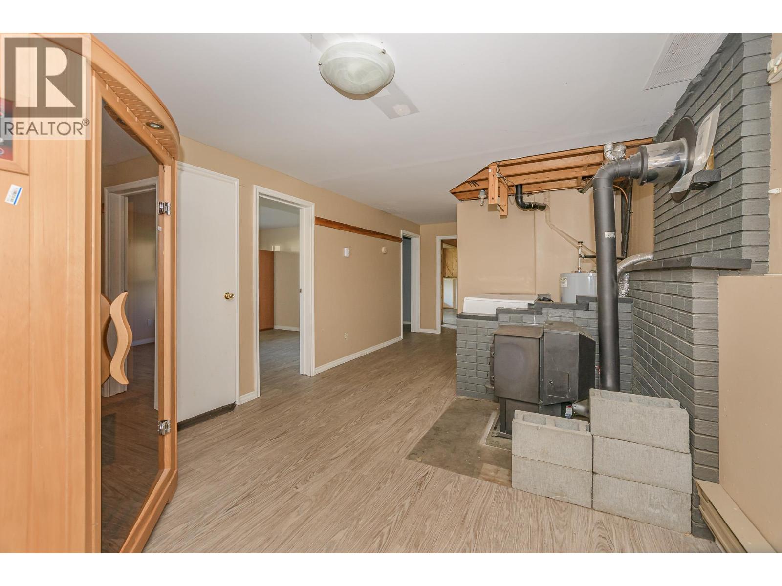 714 Maple Street, Sicamous, British Columbia  V0E 2V1 - Photo 35 - 10359062