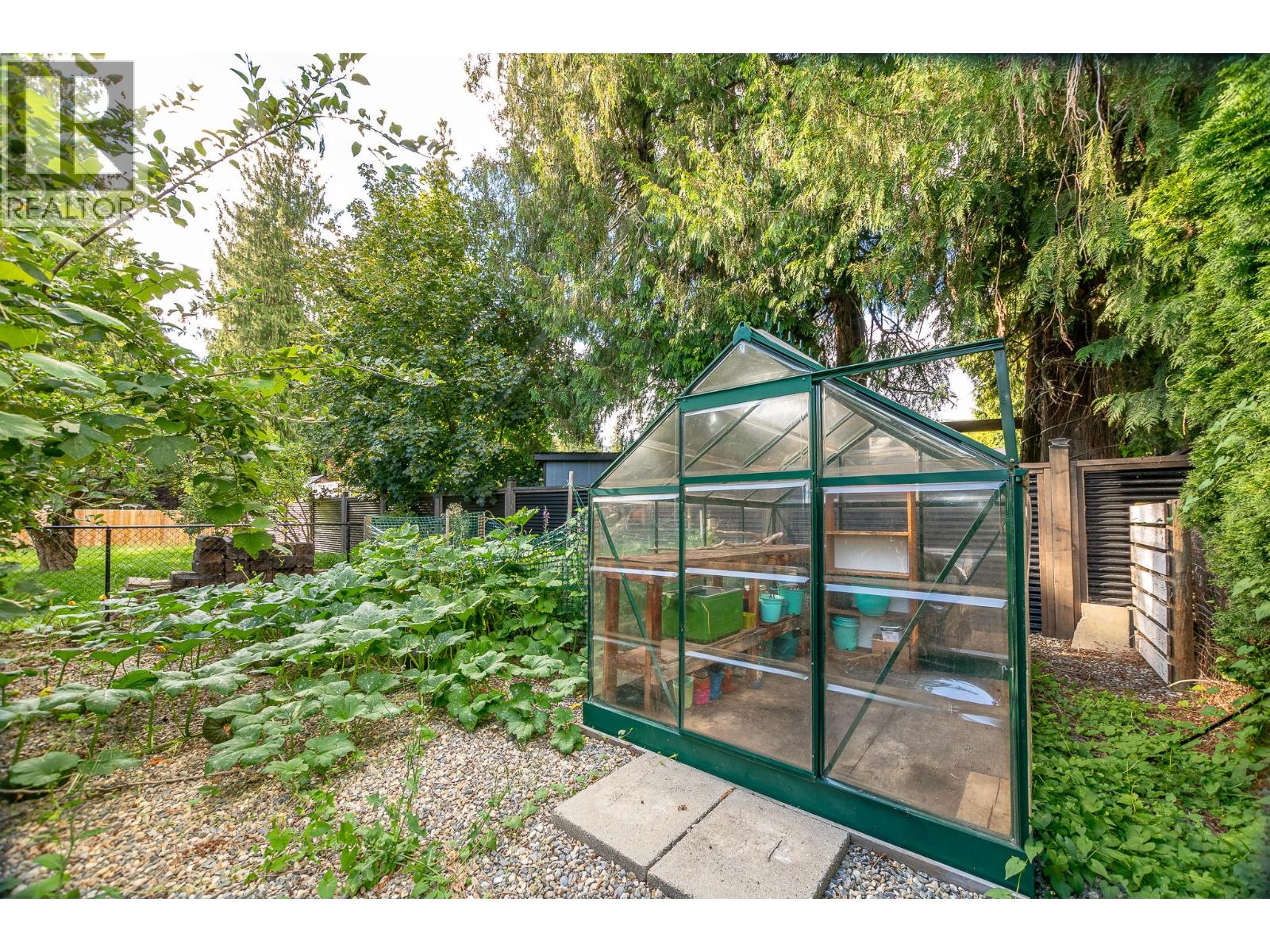 714 Maple Street, Sicamous, British Columbia  V0E 2V1 - Photo 48 - 10359062