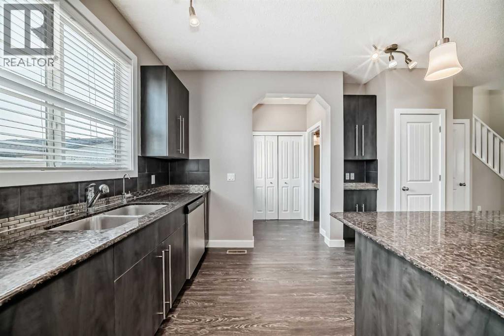 11 Skyview Springs Manor Ne, Calgary, Alberta  T3N 0A9 - Photo 4 - A2257973