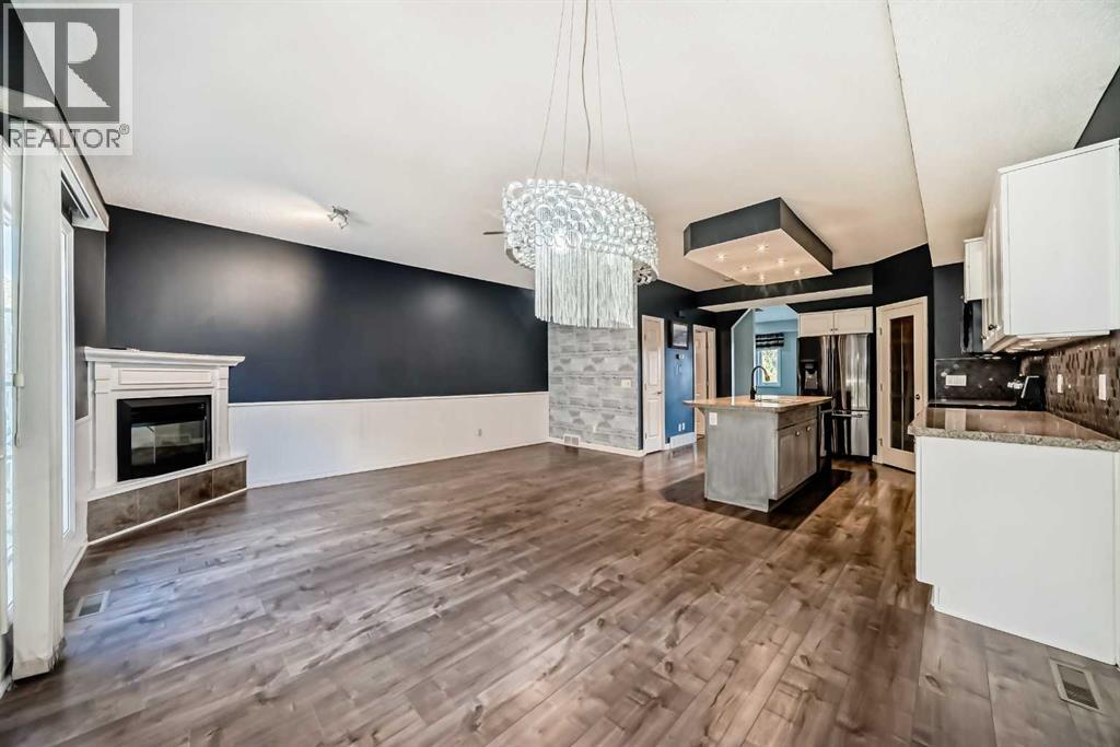 155 Crawford Drive, Cochrane, Alberta  T4C 2G7 - Photo 8 - A2262858