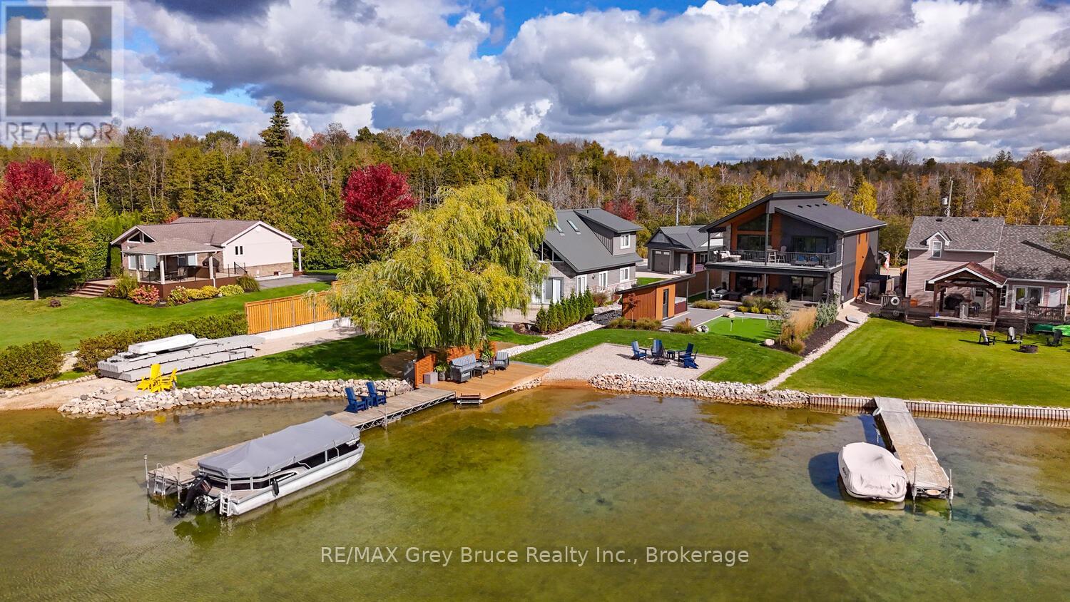 166 COUNTRYSIDE DRIVE, Chatsworth, Ontario