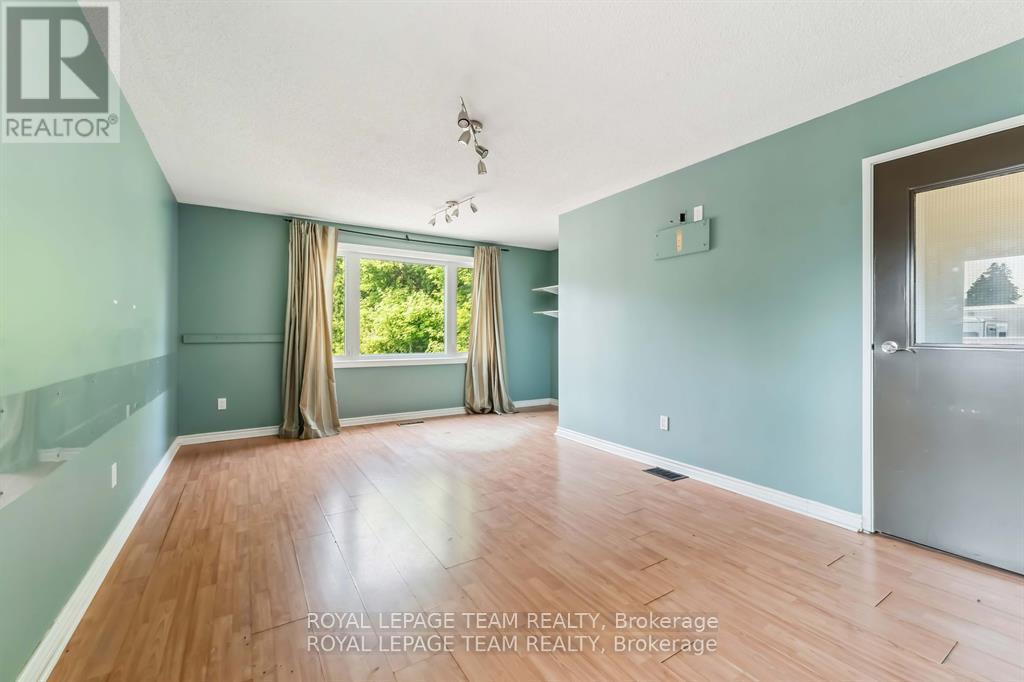 1538 Stittsville Main Street, Ottawa, Ontario  K2S 1N7 - Photo 9 - X12455778