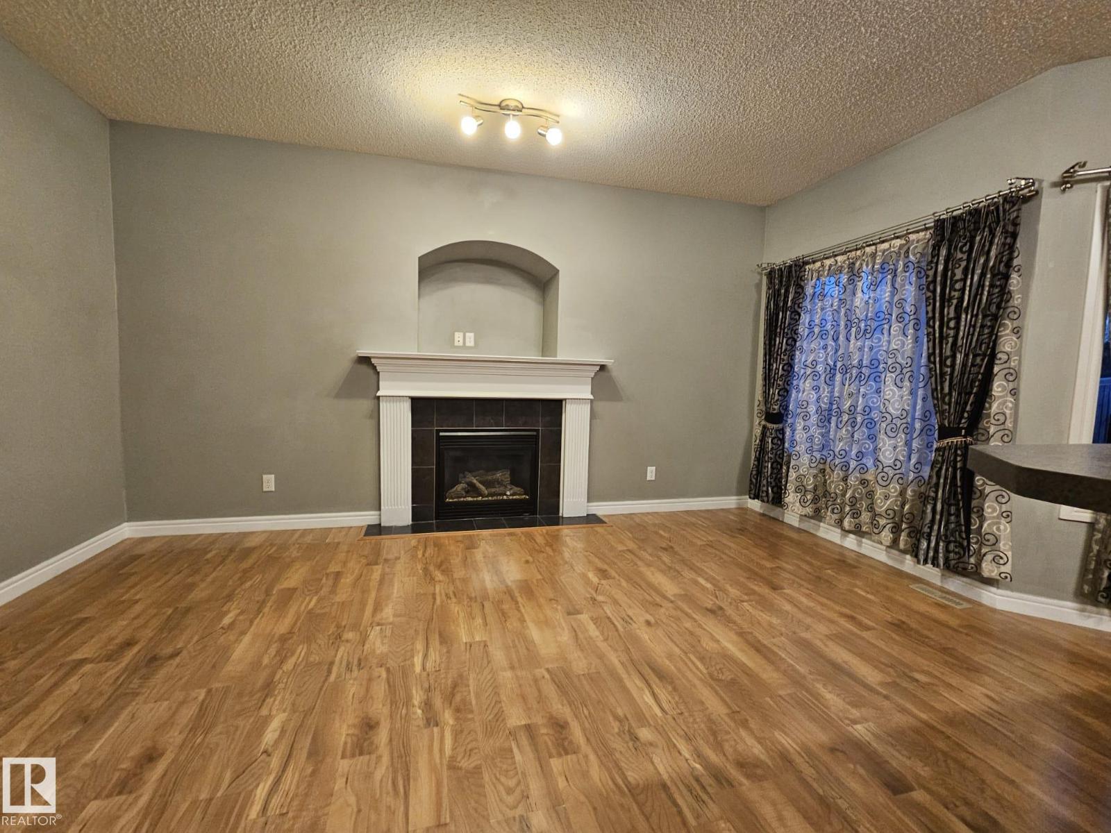 11427 13 Av Sw Sw, Edmonton, Alberta  T6W 0G7 - Photo 4 - E4459314