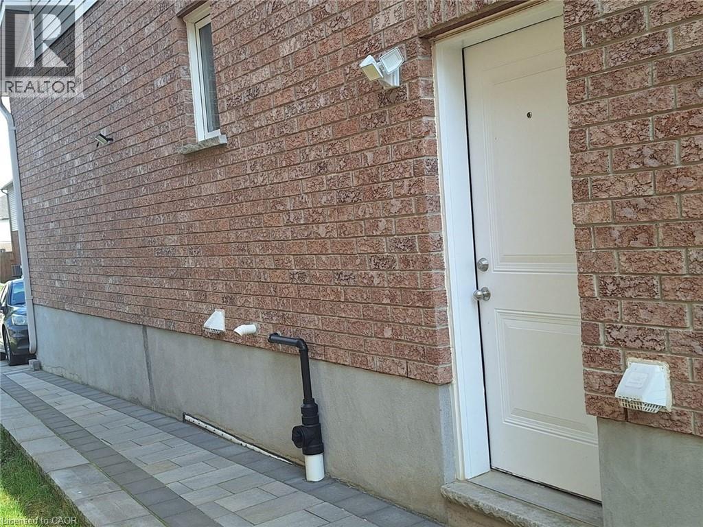 15 Spring Creek Street Unit# Basement, Kitchener, Ontario  N2A 0G3 - Photo 3 - 40777785