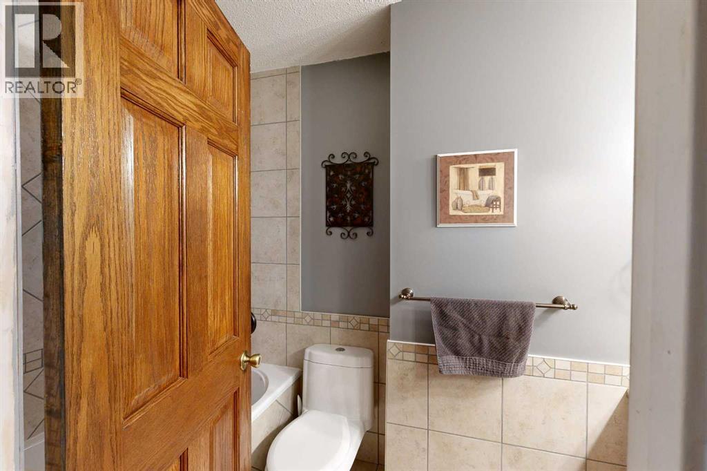 1808 65 Street Ne, Calgary, Alberta  T1Y 1N6 - Photo 23 - A2252402