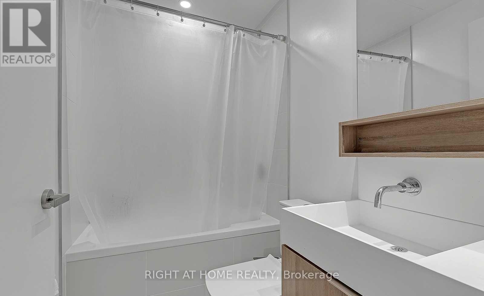 1622 - 5 Soudan Avenue, Toronto, Ontario  M4S 0B1 - Photo 17 - C12455769