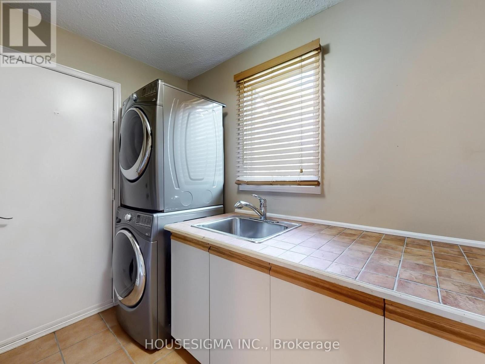 952 Peggoty Circle, Oshawa, Ontario  L1K 2G5 - Photo 16 - E12455773