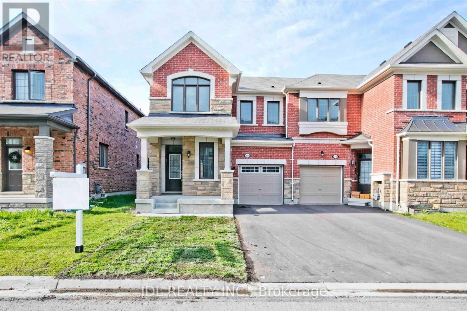 16 CASELY AVENUE, Richmond Hill, Ontario