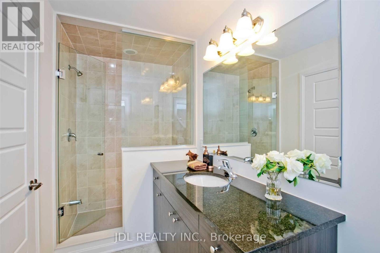 16 Casely Avenue, Richmond Hill, Ontario  L4S 0K3 - Photo 20 - N12455767