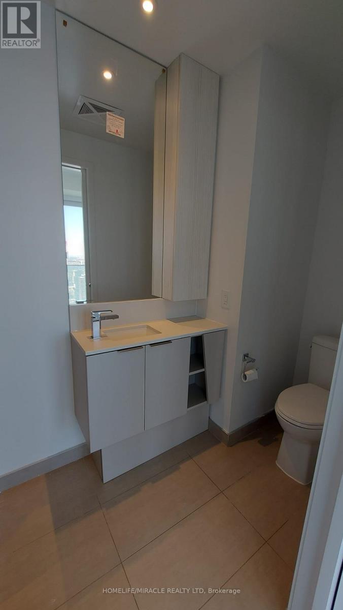 3900 Confederation Parkway, Mississauga, Ontario  L5B 0M3 - Photo 12 - W12455775