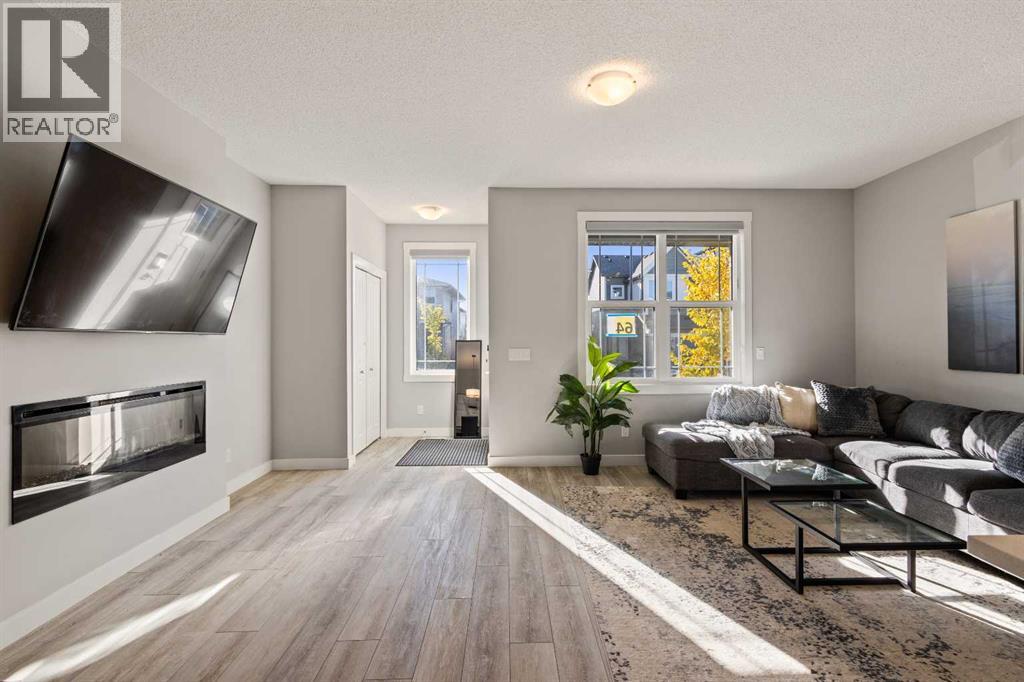 64 Seton Villas Se, Calgary, Alberta  T3M 3K2 - Photo 3 - A2262764