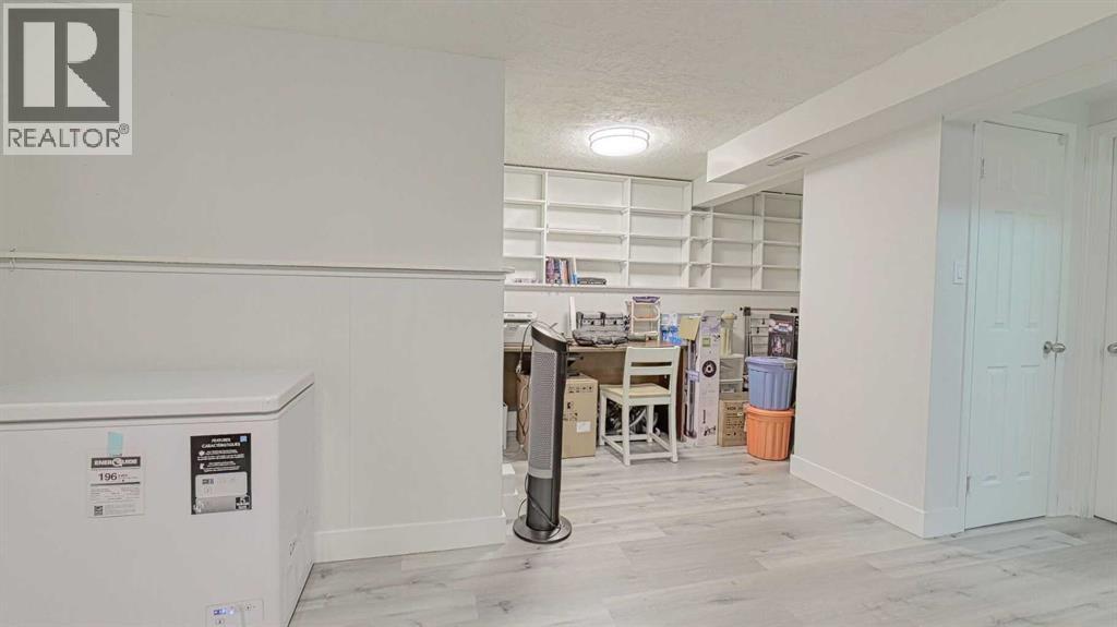 559 Abinger Road Ne, Calgary, Alberta  T2A 6M4 - Photo 22 - A2254920