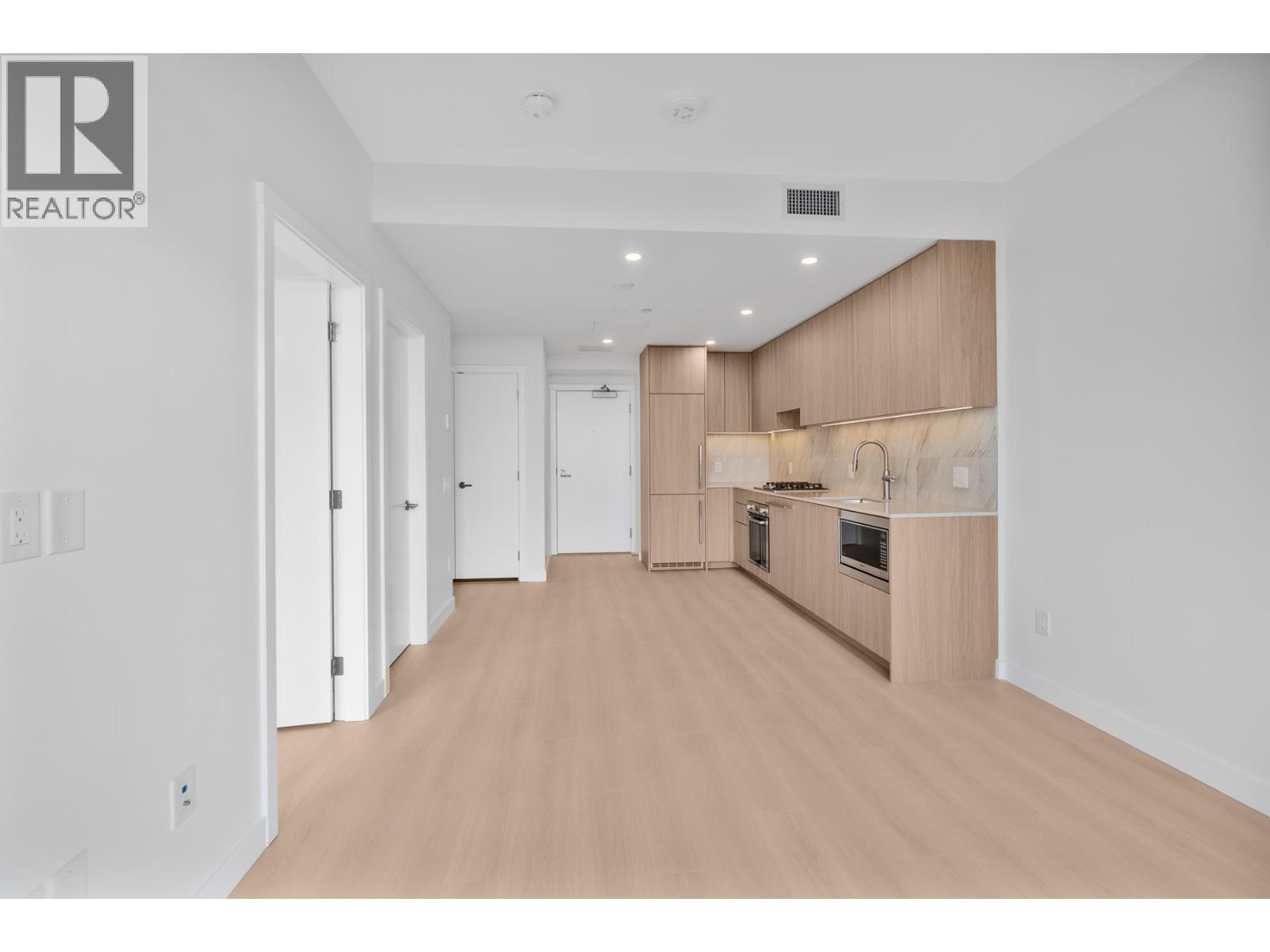 2xxx 626 Claremont Street, Coquitlam, British Columbia  V3J 0T1 - Photo 7 - R3057199