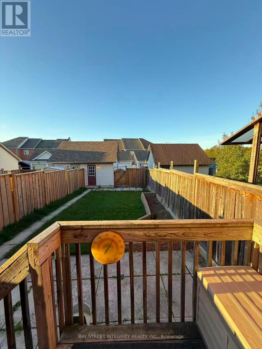 52 John Gary Drive, Markham, Ontario  L3R 5G8 - Photo 12 - N12420463