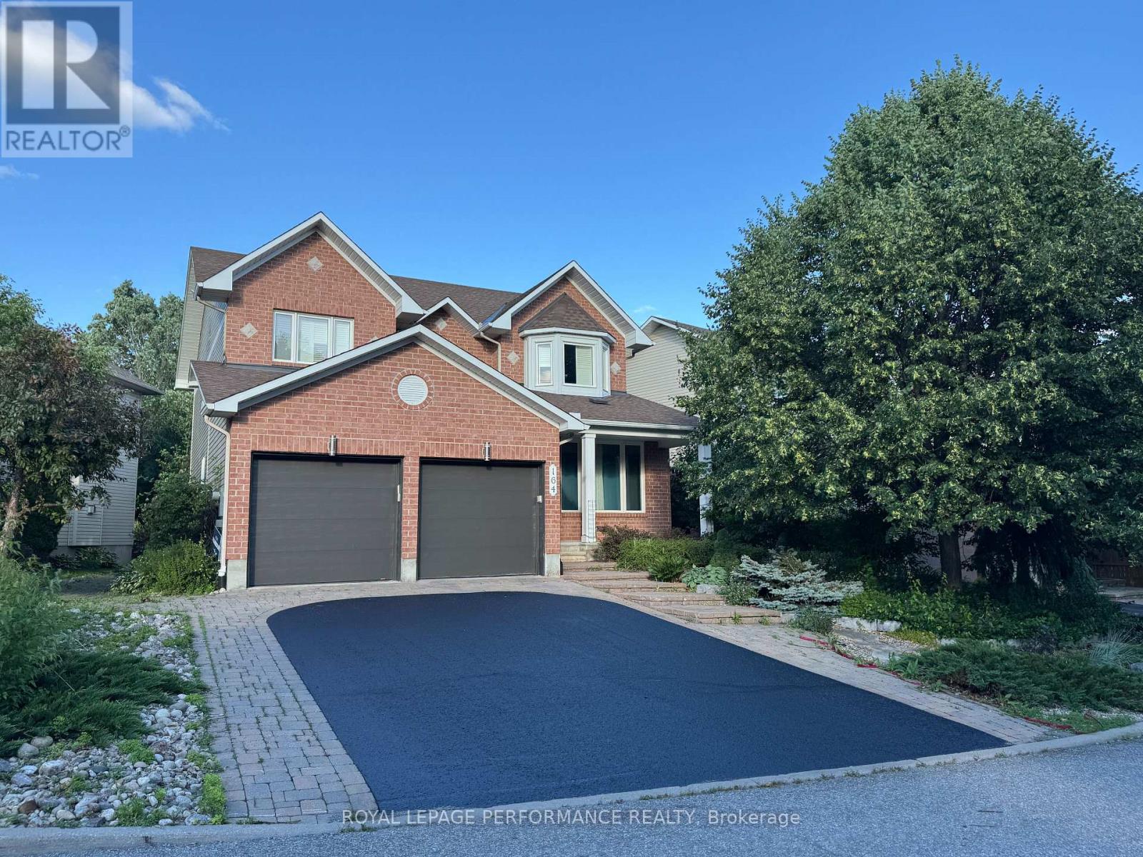 164 COPPERWOOD STREET, Ottawa, Ontario