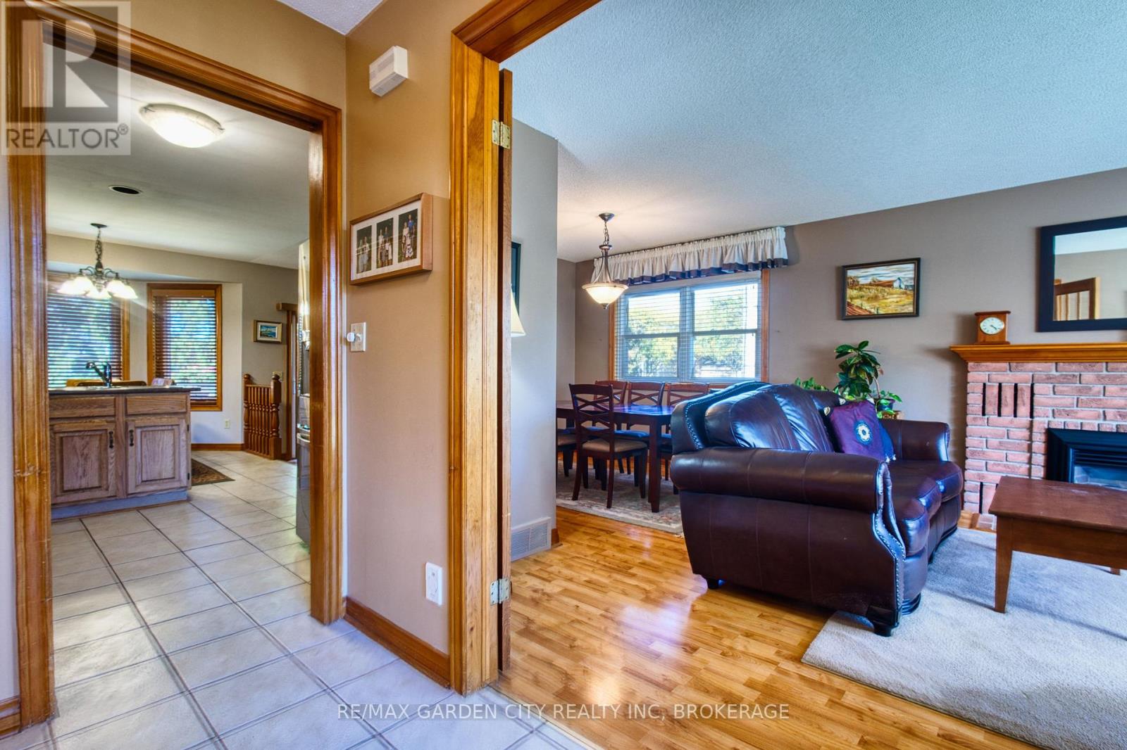 2 Harvest Oak Drive, St. Catharines, Ontario  L2S 3H4 - Photo 12 - X12455816