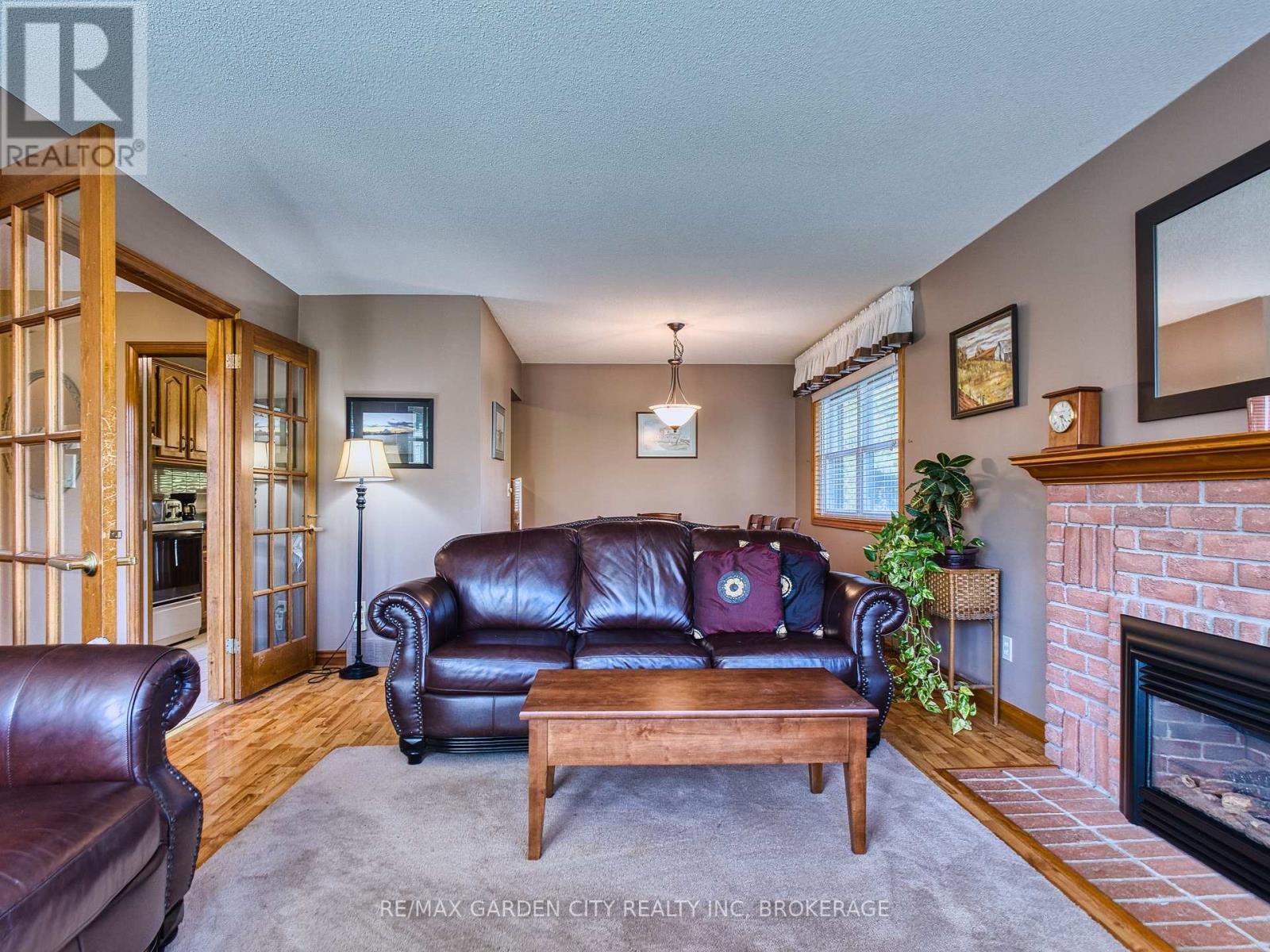 2 Harvest Oak Drive, St. Catharines, Ontario  L2S 3H4 - Photo 14 - X12455816