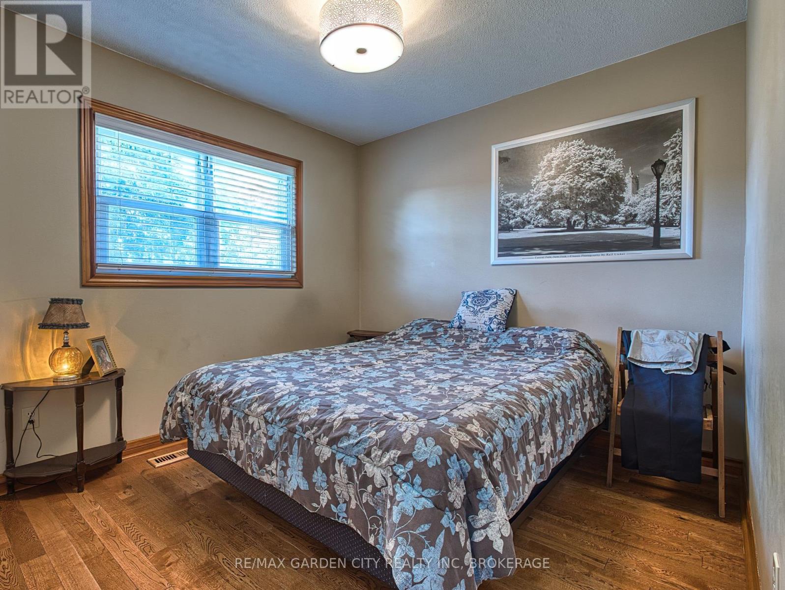 2 Harvest Oak Drive, St. Catharines, Ontario  L2S 3H4 - Photo 24 - X12455816