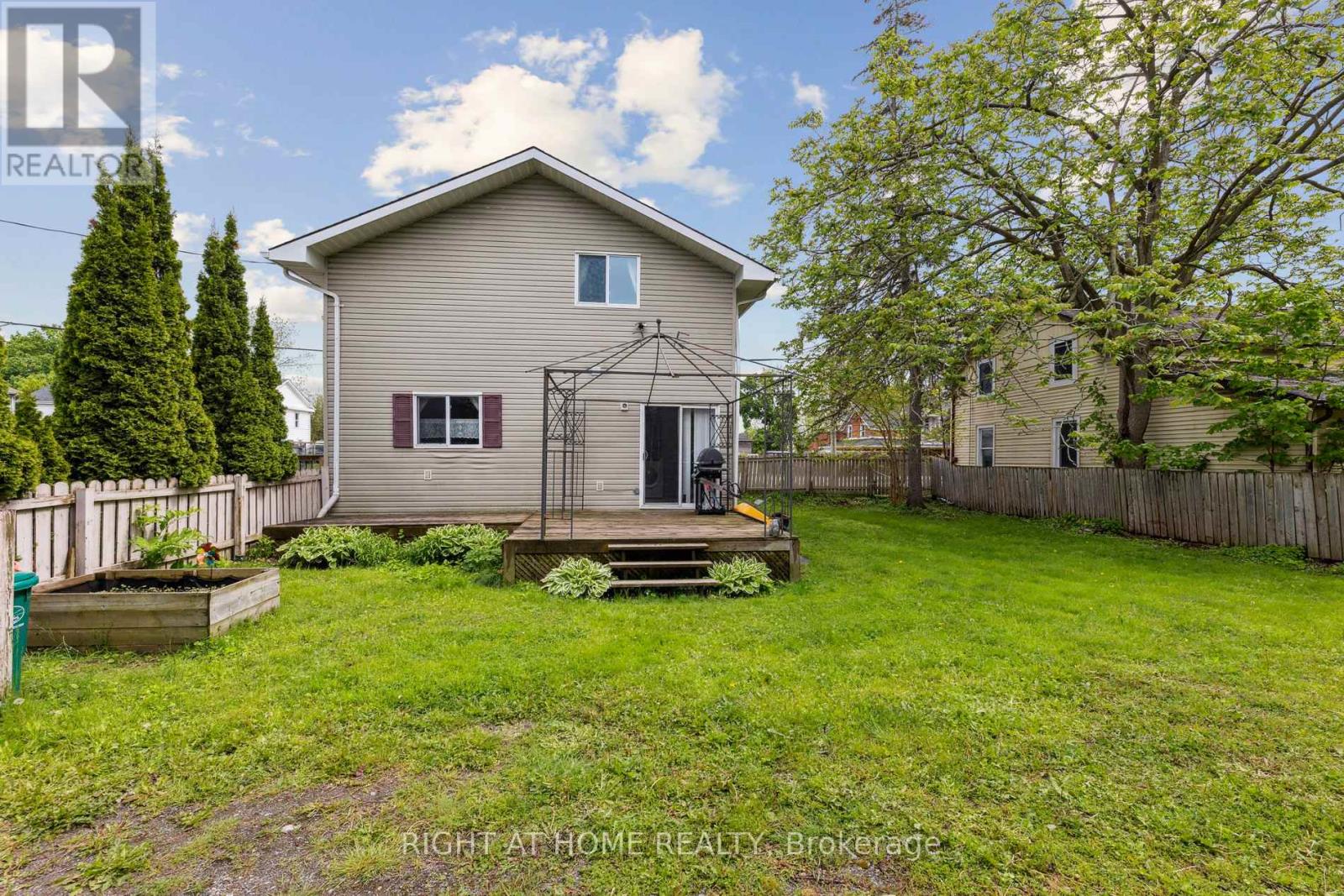 186 Dundas Street W, Quinte West, Ontario  K8V 3R2 - Photo 31 - X12377751