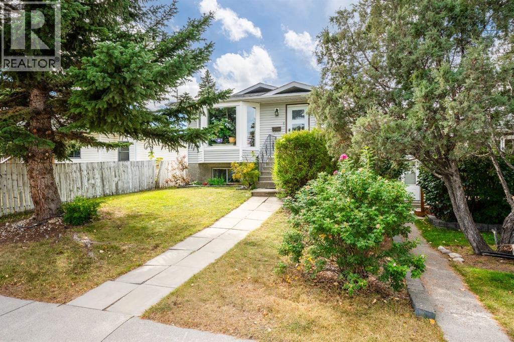 4635 70 Street Nw, Calgary, Alberta  T3B 2K7 - Photo 2 - A2262796
