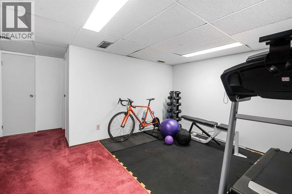 703 20 Avenue Nw, Calgary, Alberta  T2M 1E2 - Photo 25 - A2263007