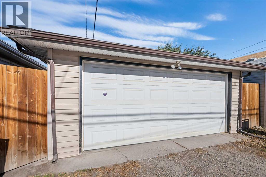 703 20 Avenue Nw, Calgary, Alberta  T2M 1E2 - Photo 37 - A2263007