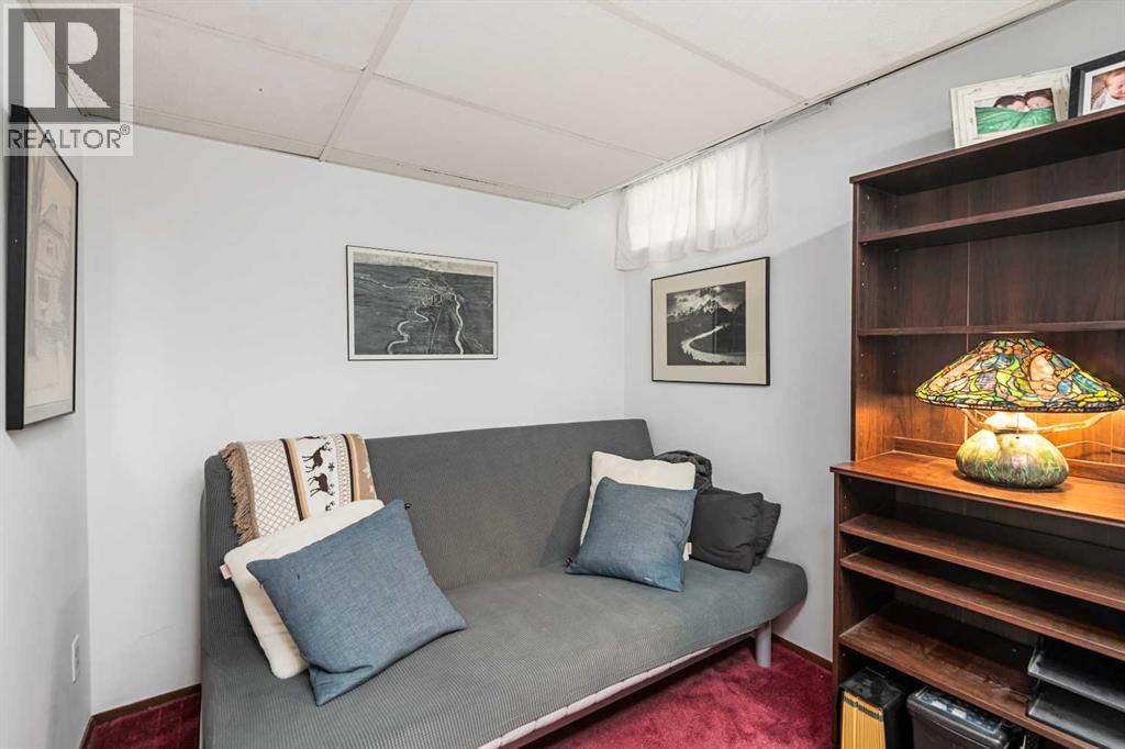 703 20 Avenue Nw, Calgary, Alberta  T2M 1E2 - Photo 30 - A2263007