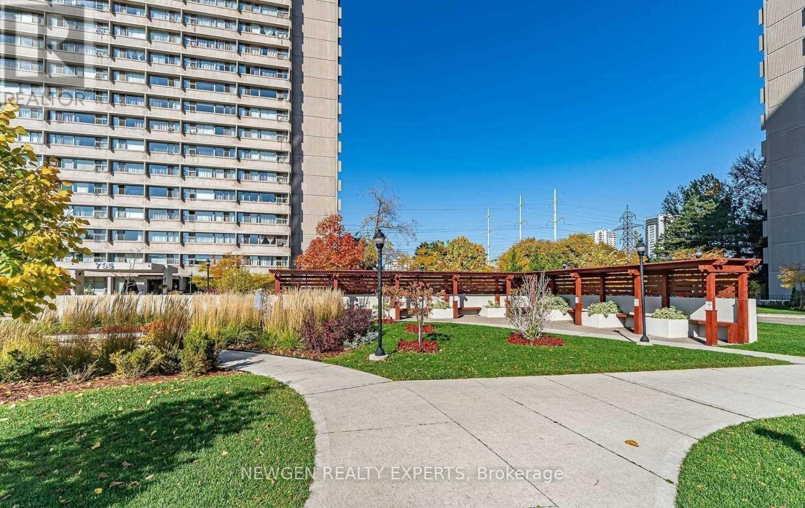 804 - 715 Don Mills Road, Toronto, Ontario  M3C 1S4 - Photo 2 - C12455794