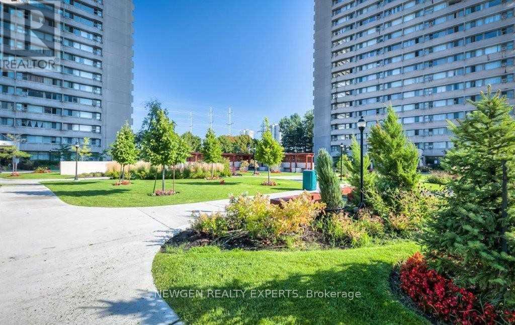 804 - 715 Don Mills Road, Toronto, Ontario  M3C 1S4 - Photo 3 - C12455794